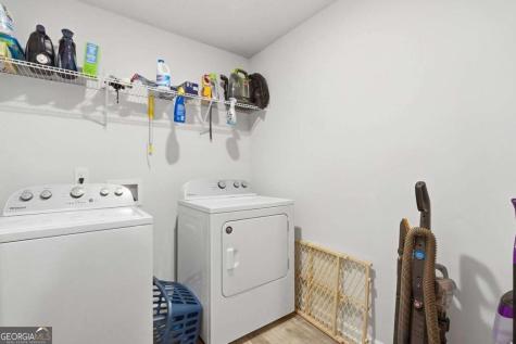 5624 Berney Circle Powder Springs GA 30127
