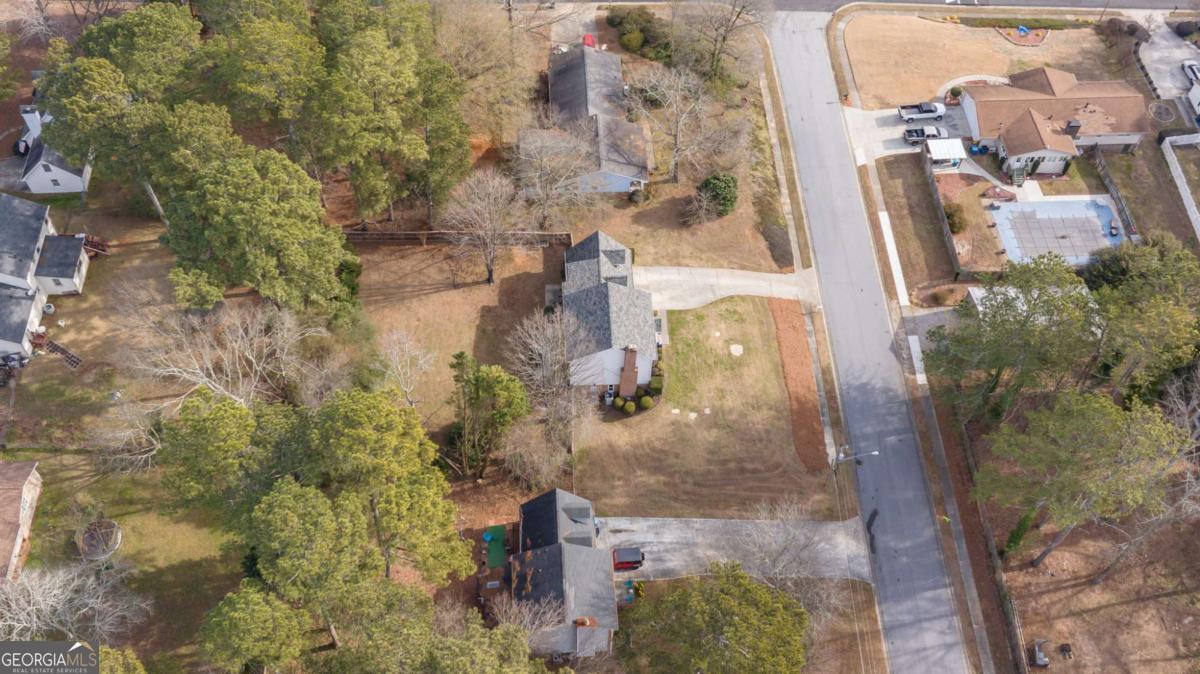1833 Easter Cody Court Grayson GA 30017