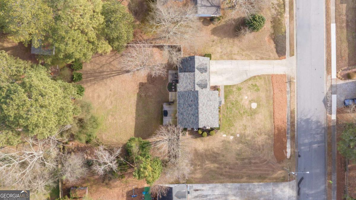1833 Easter Cody Court Grayson GA 30017