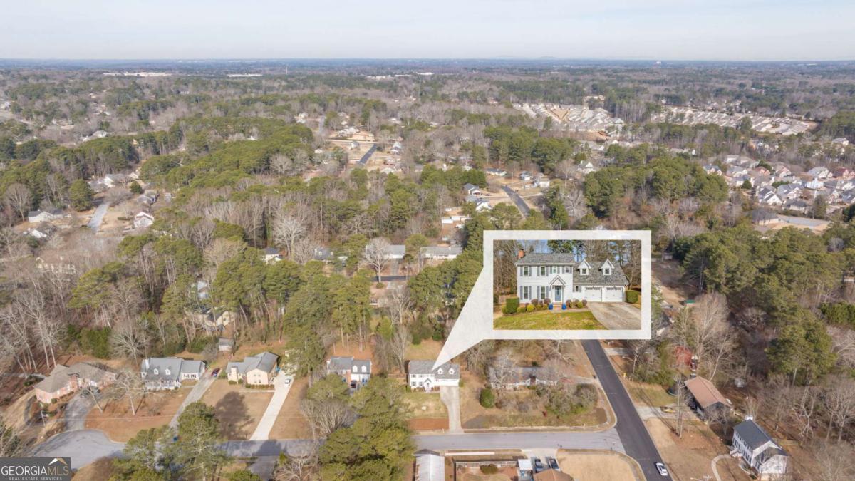 1833 Easter Cody Court Grayson GA 30017