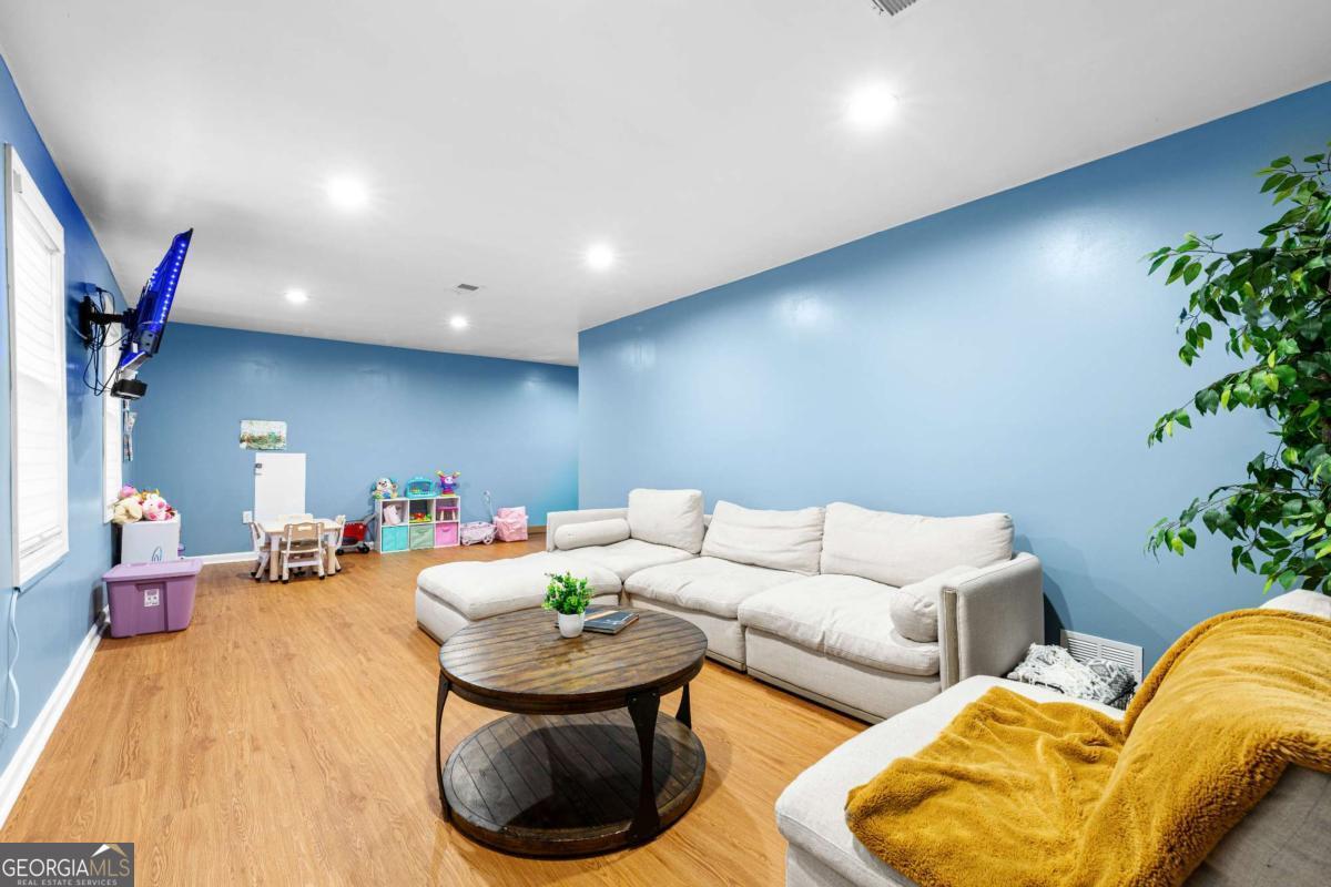 3044 Periwinkle Drive Snellville GA 30078