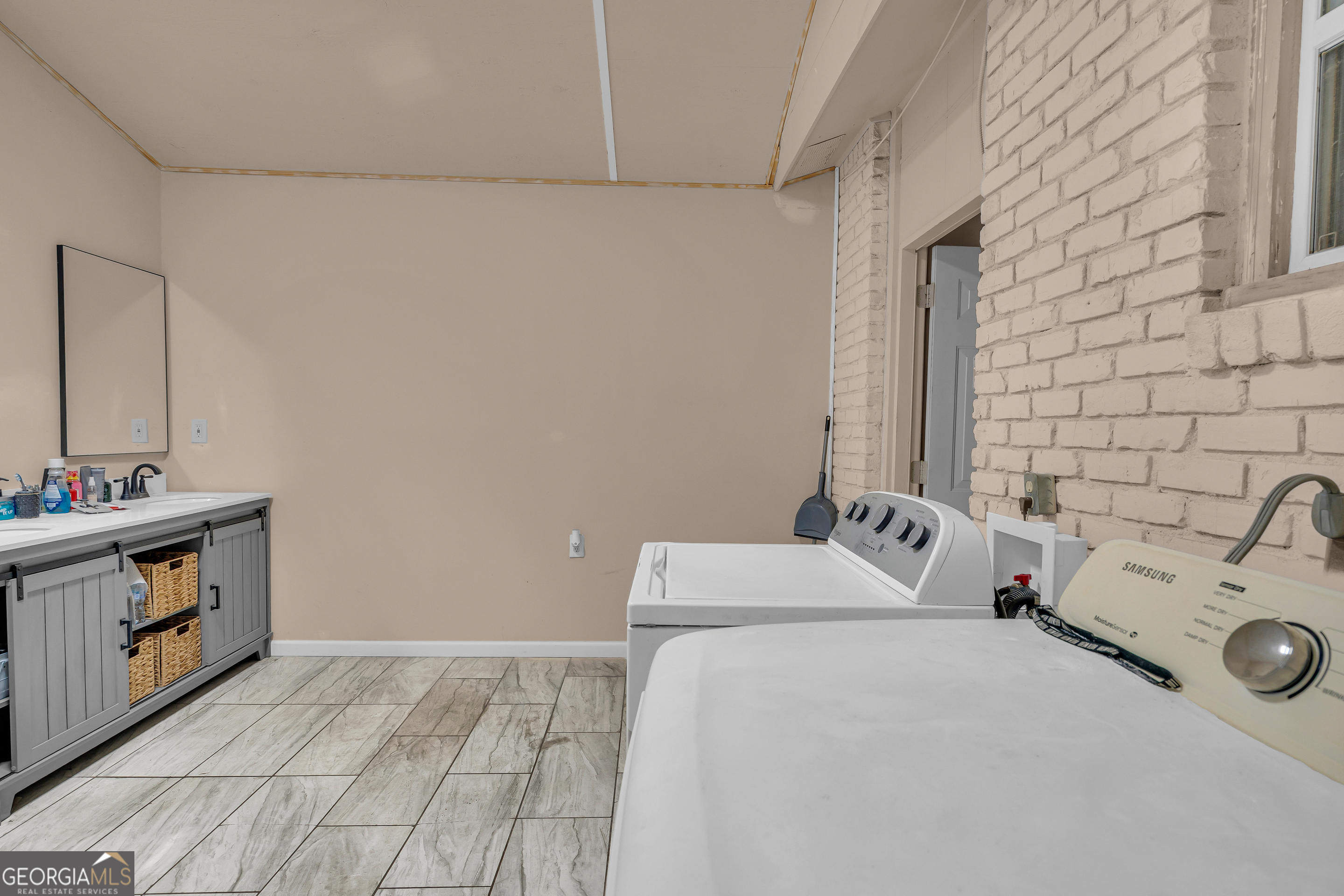 122 King Street Toccoa GA 30577