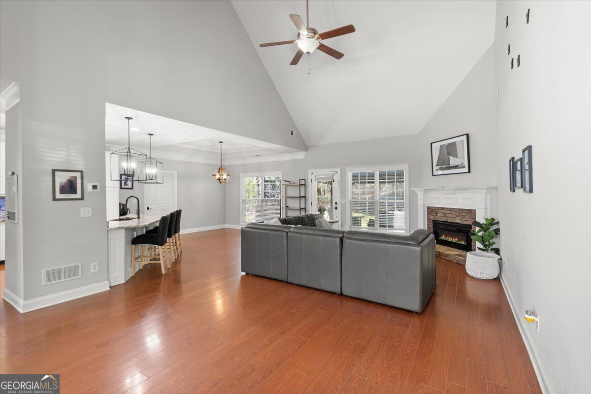 25 Cherokee Hills Drive Rydal GA 30171