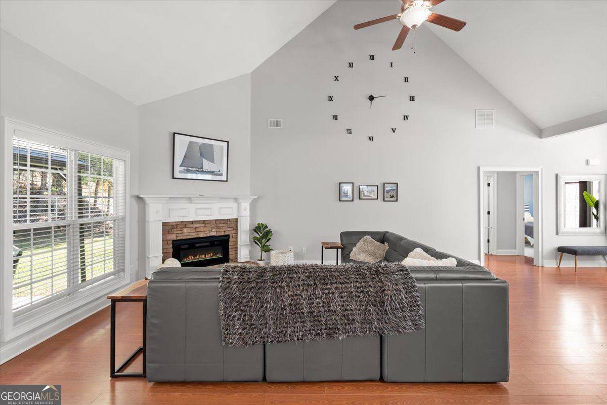 25 Cherokee Hills Drive Rydal GA 30171