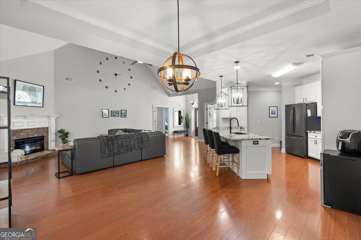 25 Cherokee Hills Drive Rydal GA 30171