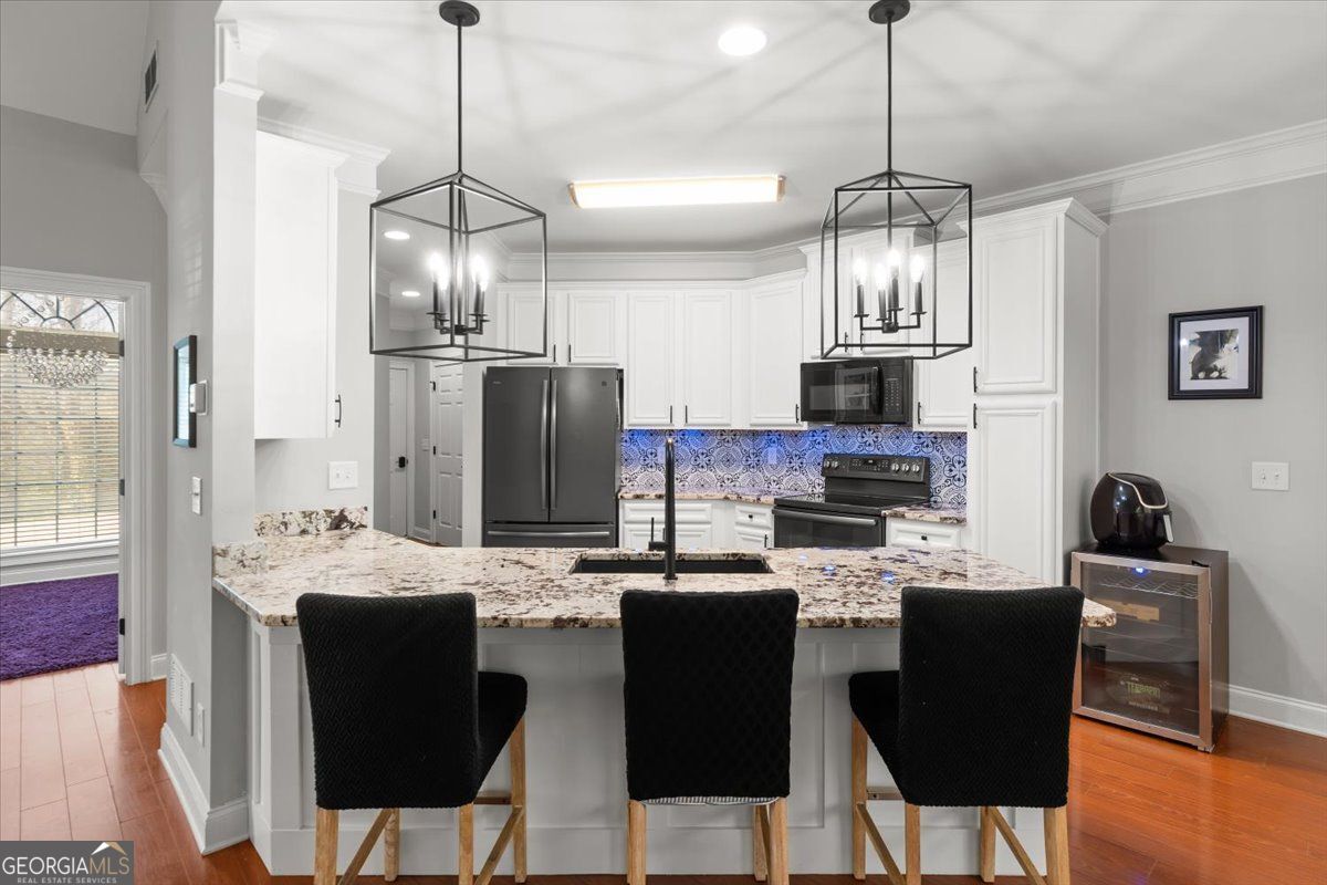 25 Cherokee Hills Drive Rydal GA 30171