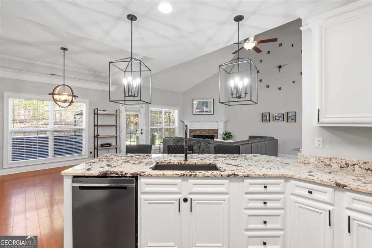 25 Cherokee Hills Drive Rydal GA 30171