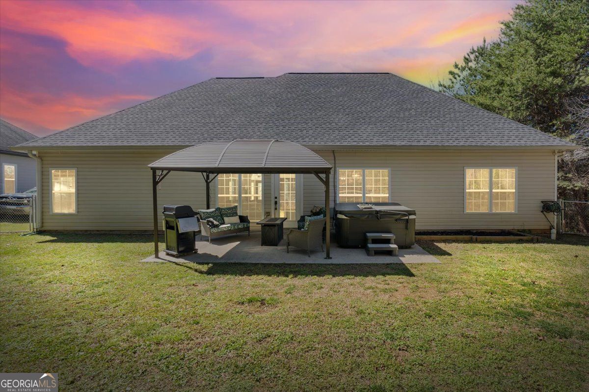 25 Cherokee Hills Drive Rydal GA 30171