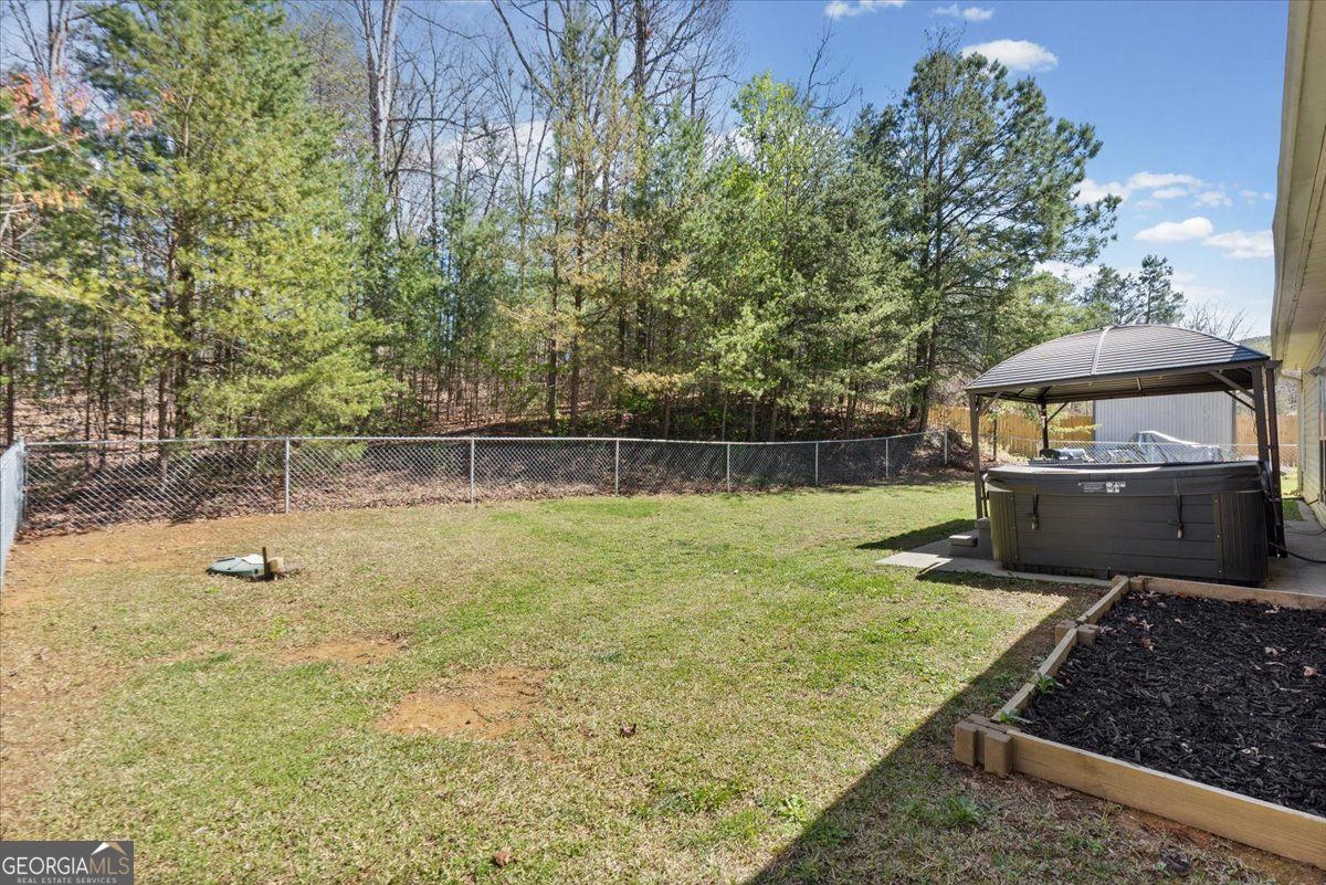 25 Cherokee Hills Drive Rydal GA 30171
