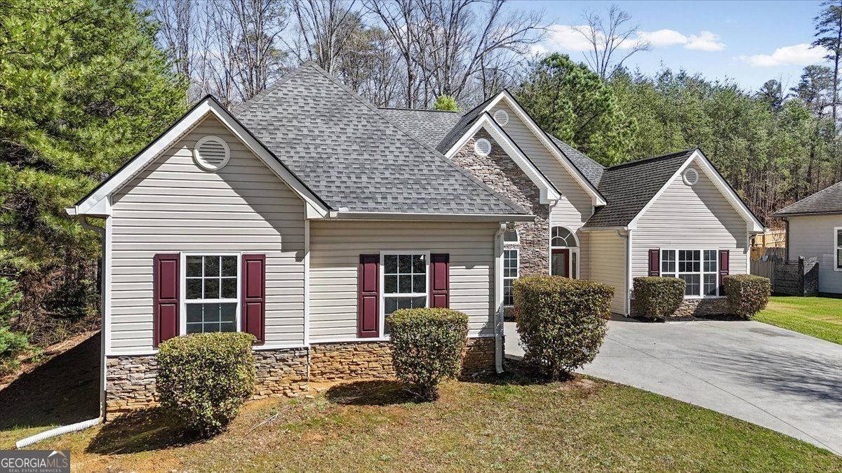 25 Cherokee Hills Drive Rydal GA 30171
