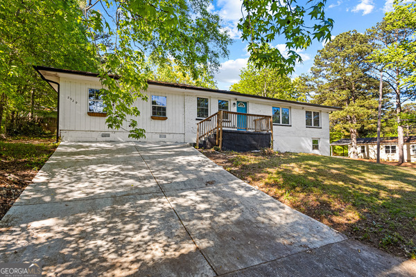 2529 Ryne Street Atlanta GA 30318