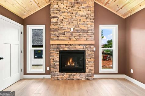 318 E Second Street Blue Ridge GA 30513