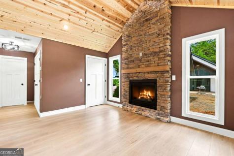 318 E Second Street Blue Ridge GA 30513