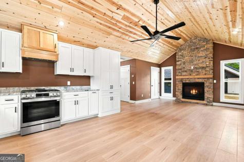 318 E Second Street Blue Ridge GA 30513