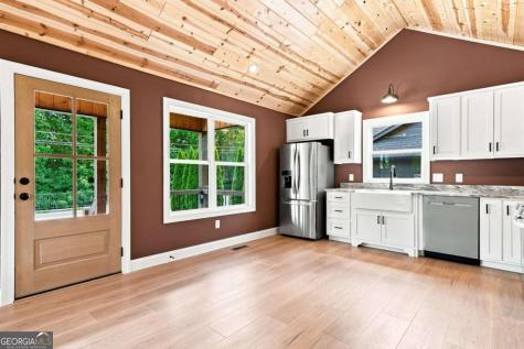 318 E Second Street Blue Ridge GA 30513