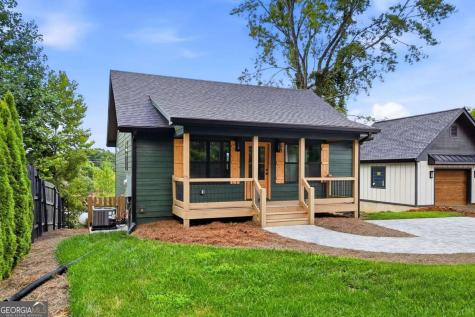 318 E Second Street Blue Ridge GA 30513