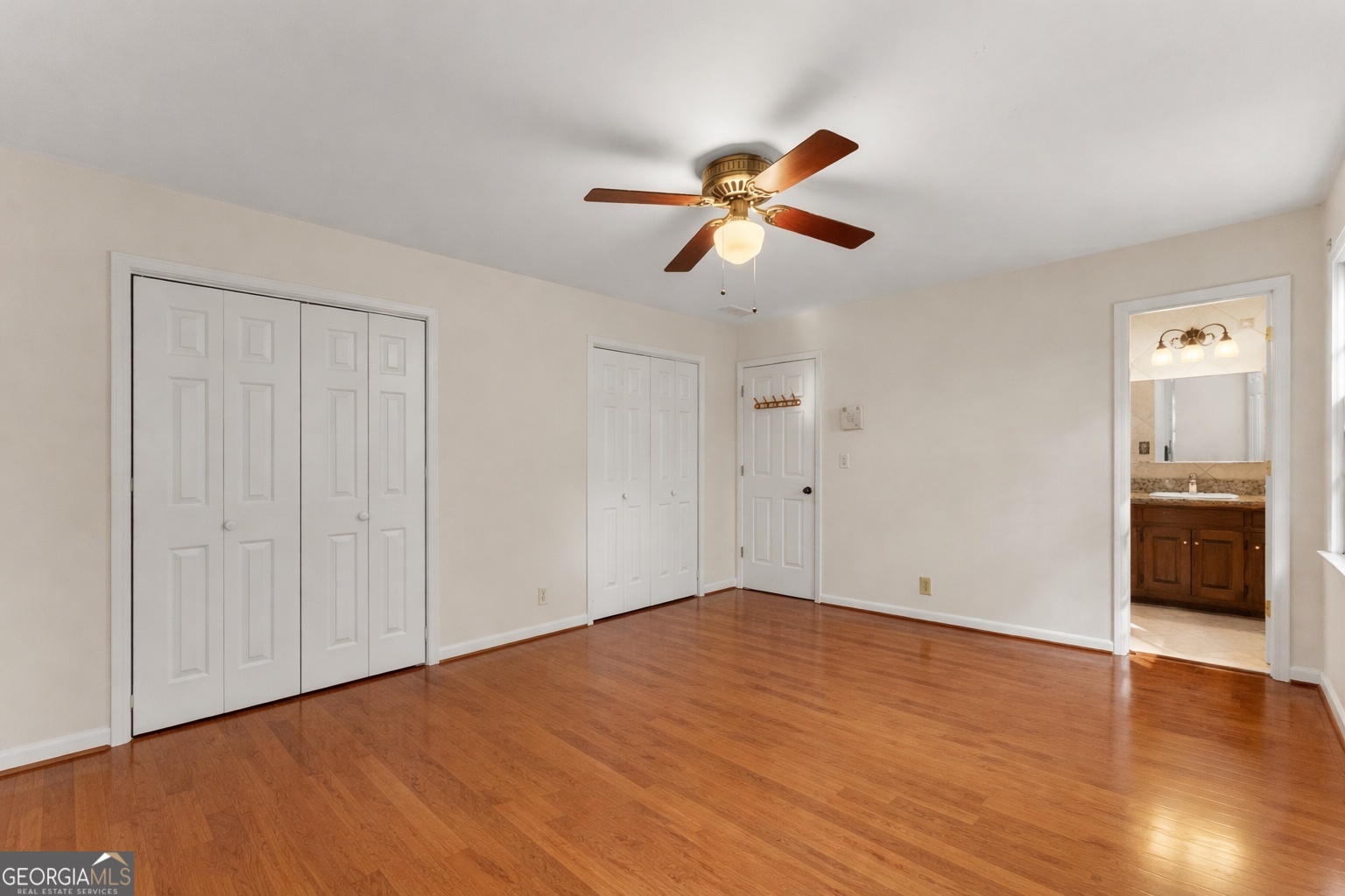 556 Daisy Nash Drive SW Lilburn GA 30047