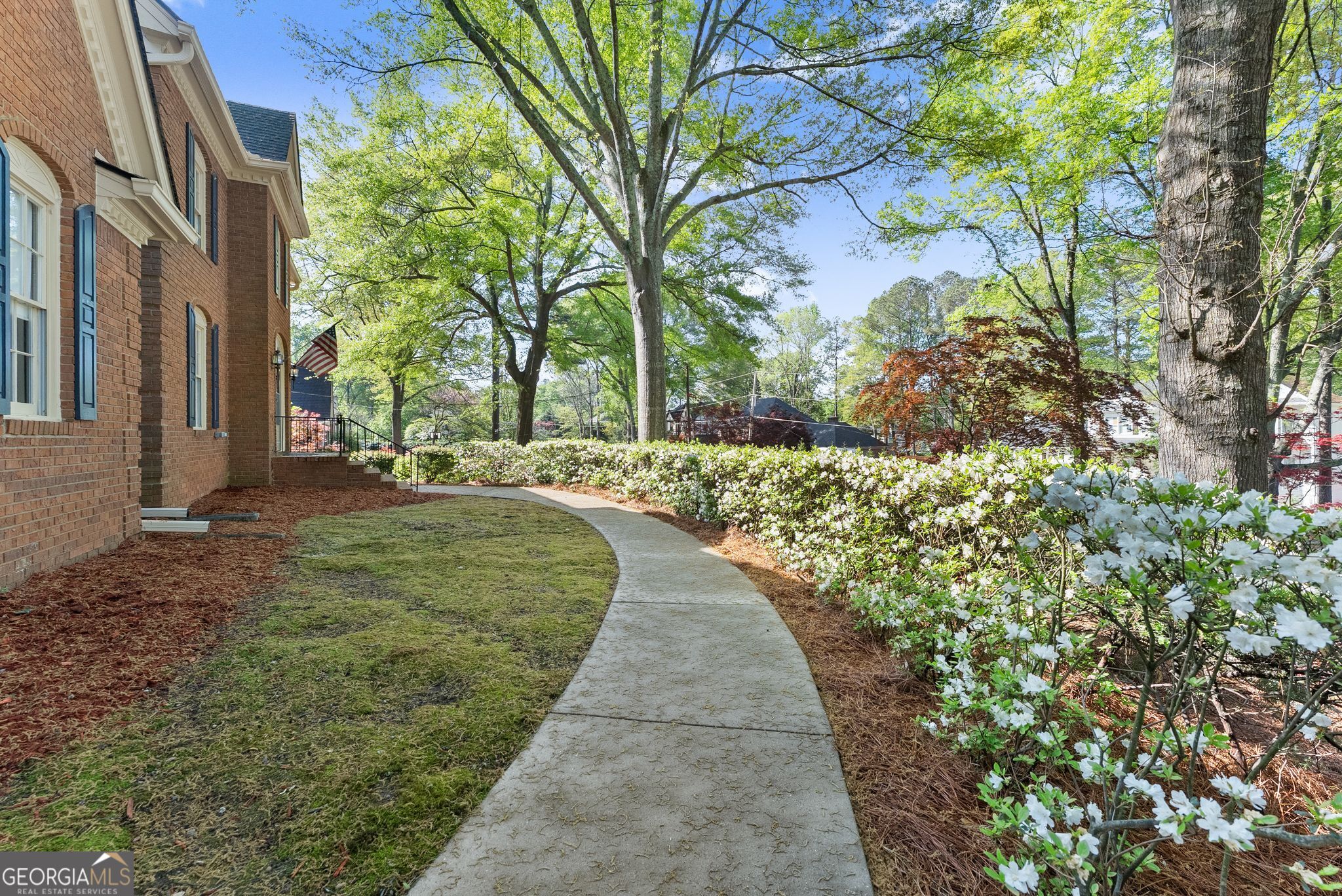 556 Daisy Nash Drive SW Lilburn GA 30047