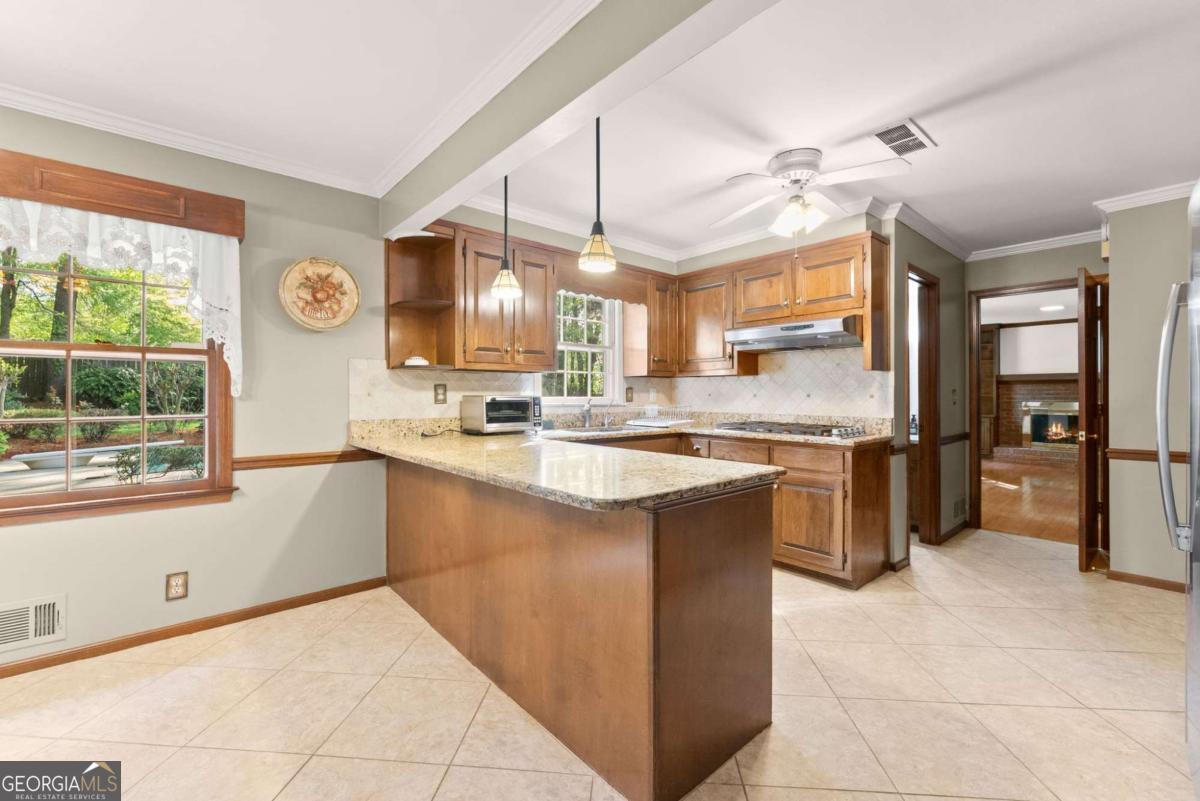 556 Daisy Nash Drive SW Lilburn GA 30047