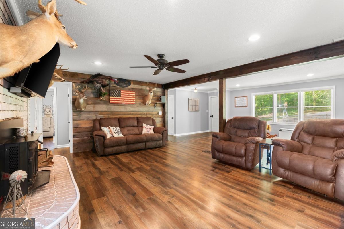 1002 Hank Lane Canton GA 30114