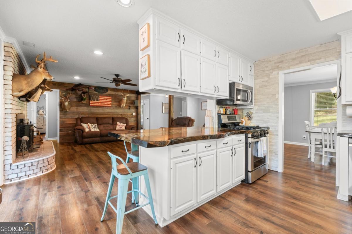 1002 Hank Lane Canton GA 30114