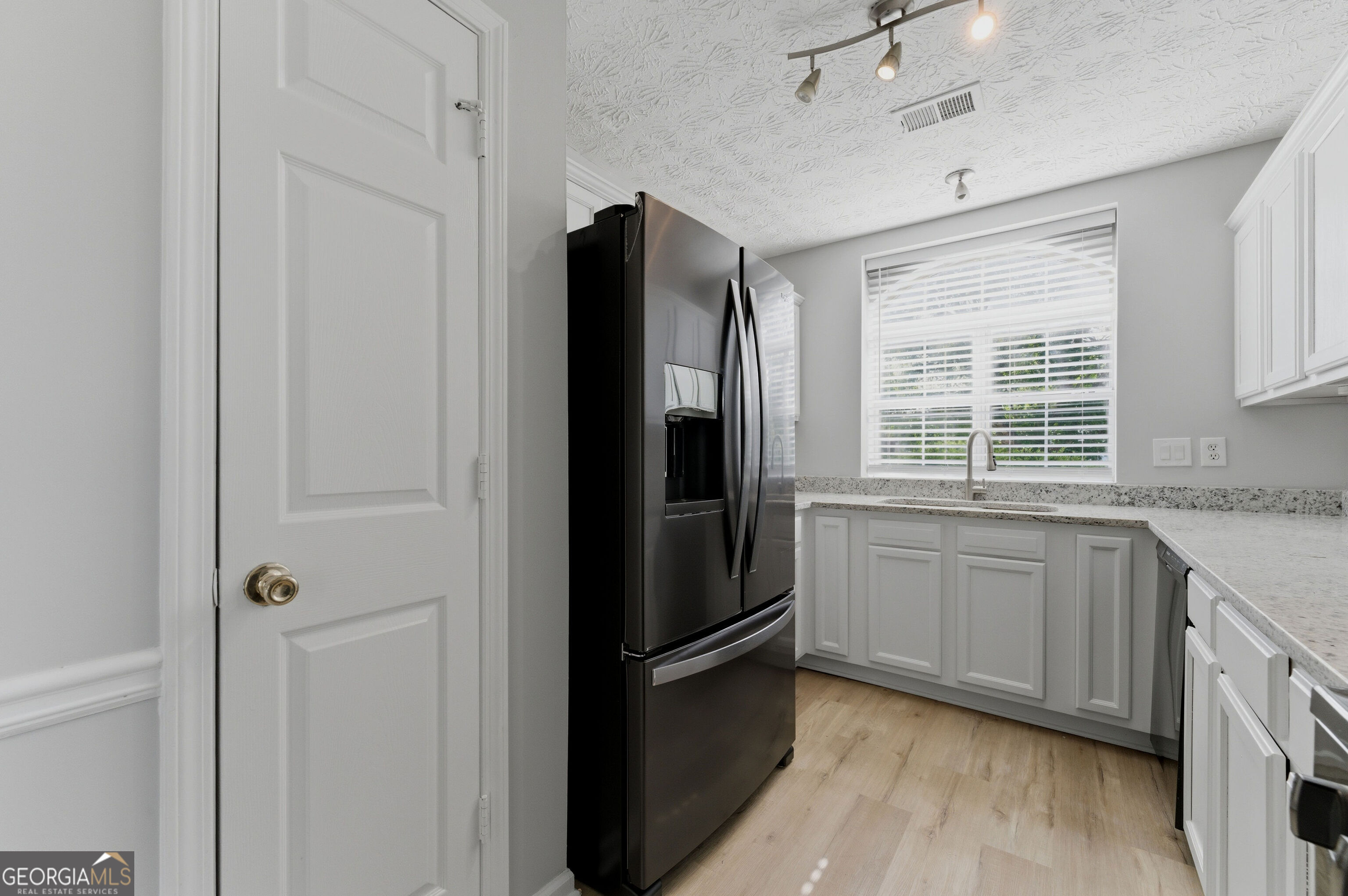 20 Village Walk Covington GA 30016