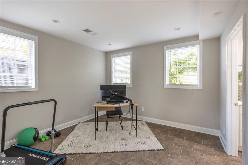 775 E Powderhorn Road NE Sandy Springs GA 30342