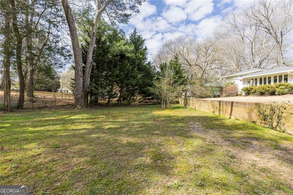 775 E Powderhorn Road NE Sandy Springs GA 30342