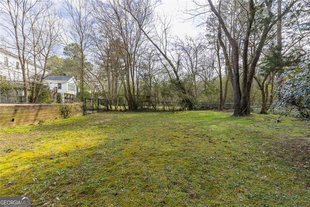 775 E Powderhorn Road NE Sandy Springs GA 30342
