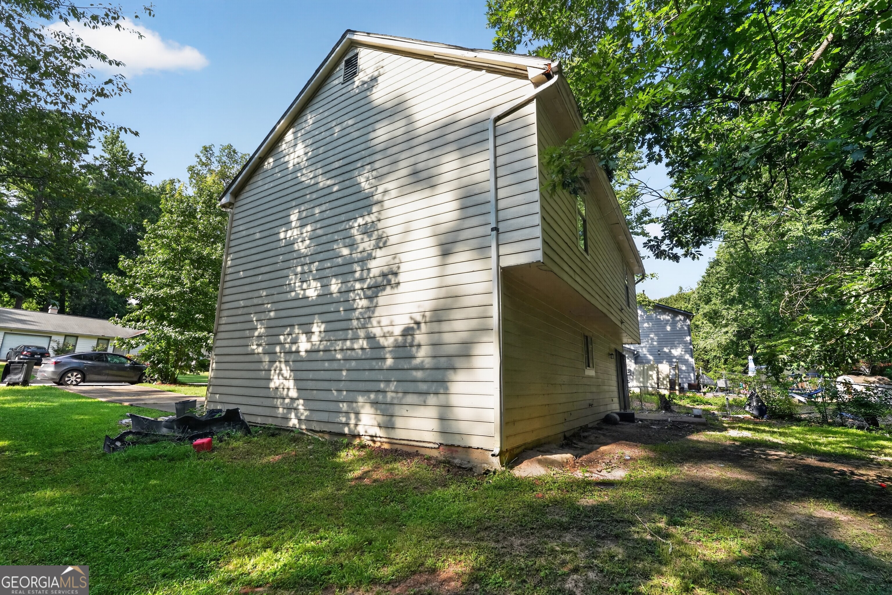 805 Greenhedge Drive Stone Mountain GA 30088