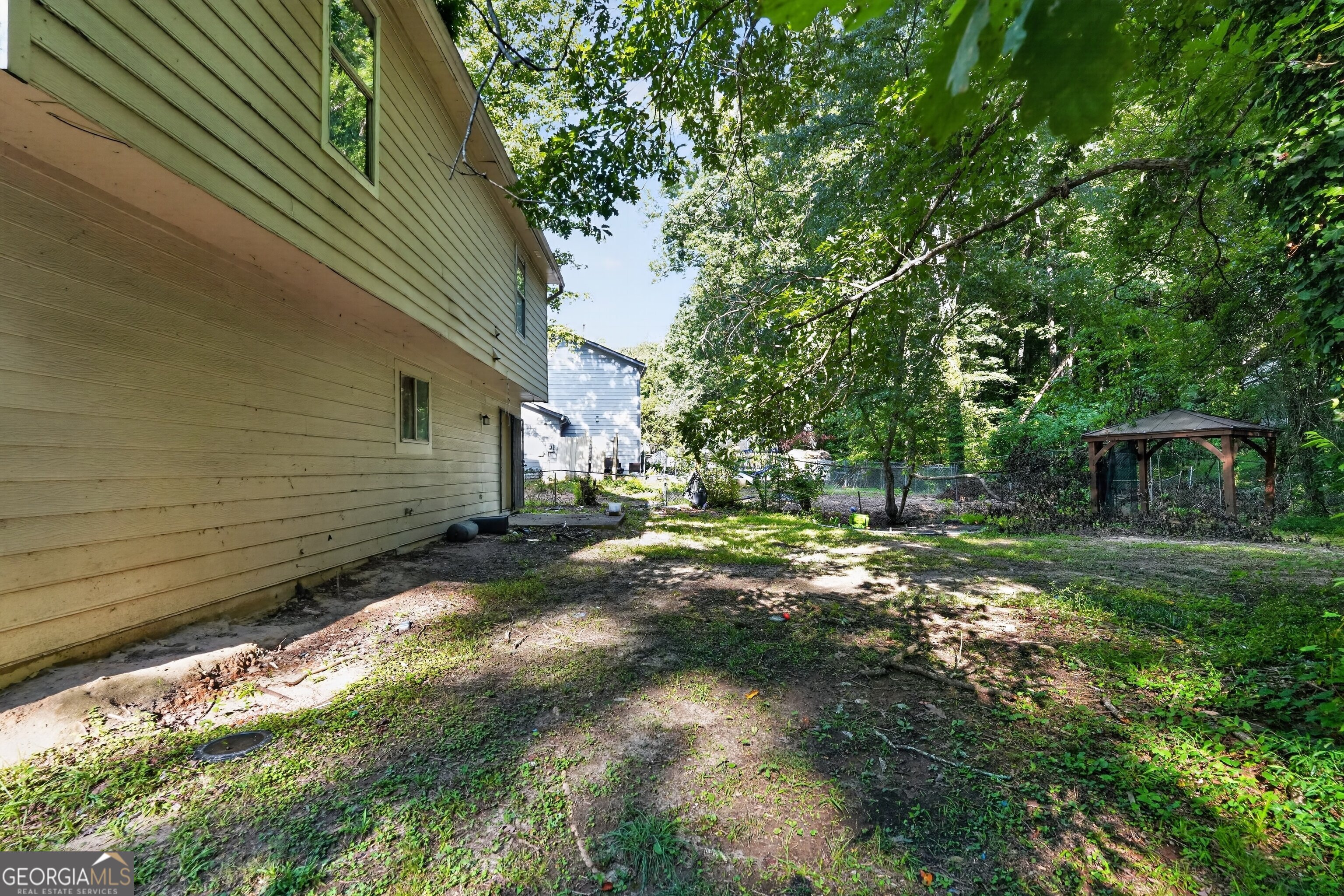 805 Greenhedge Drive Stone Mountain GA 30088
