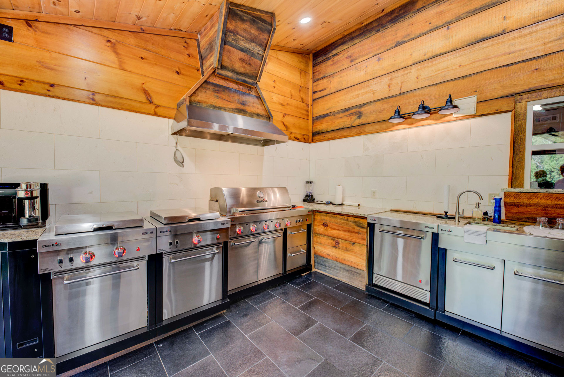 141 Flying Ranch Drive Clayton GA 30525