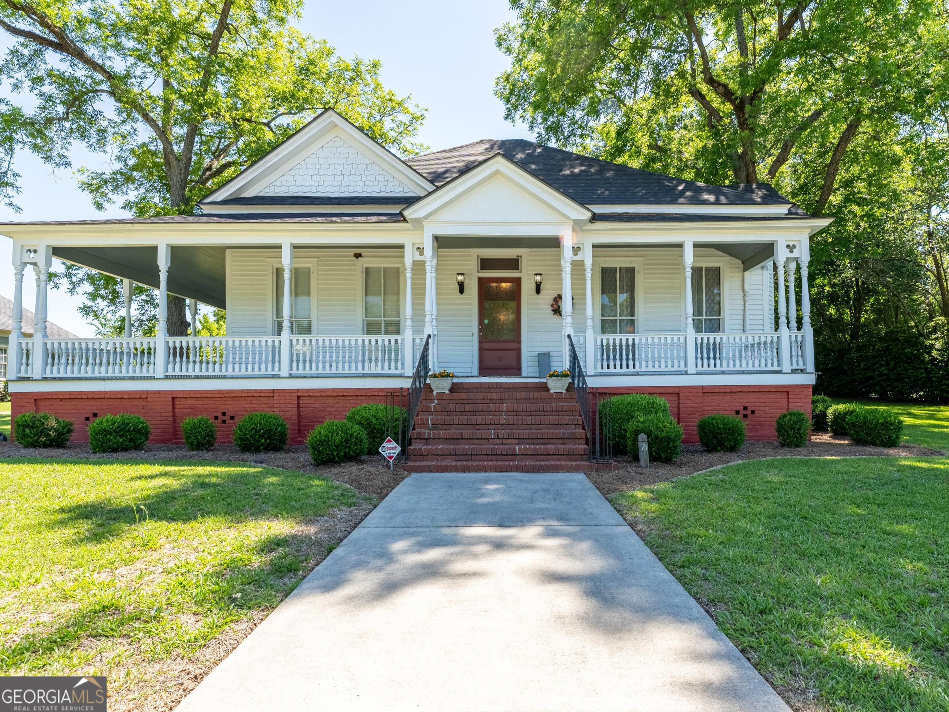 224 East Church Street Sandersville GA 31082
