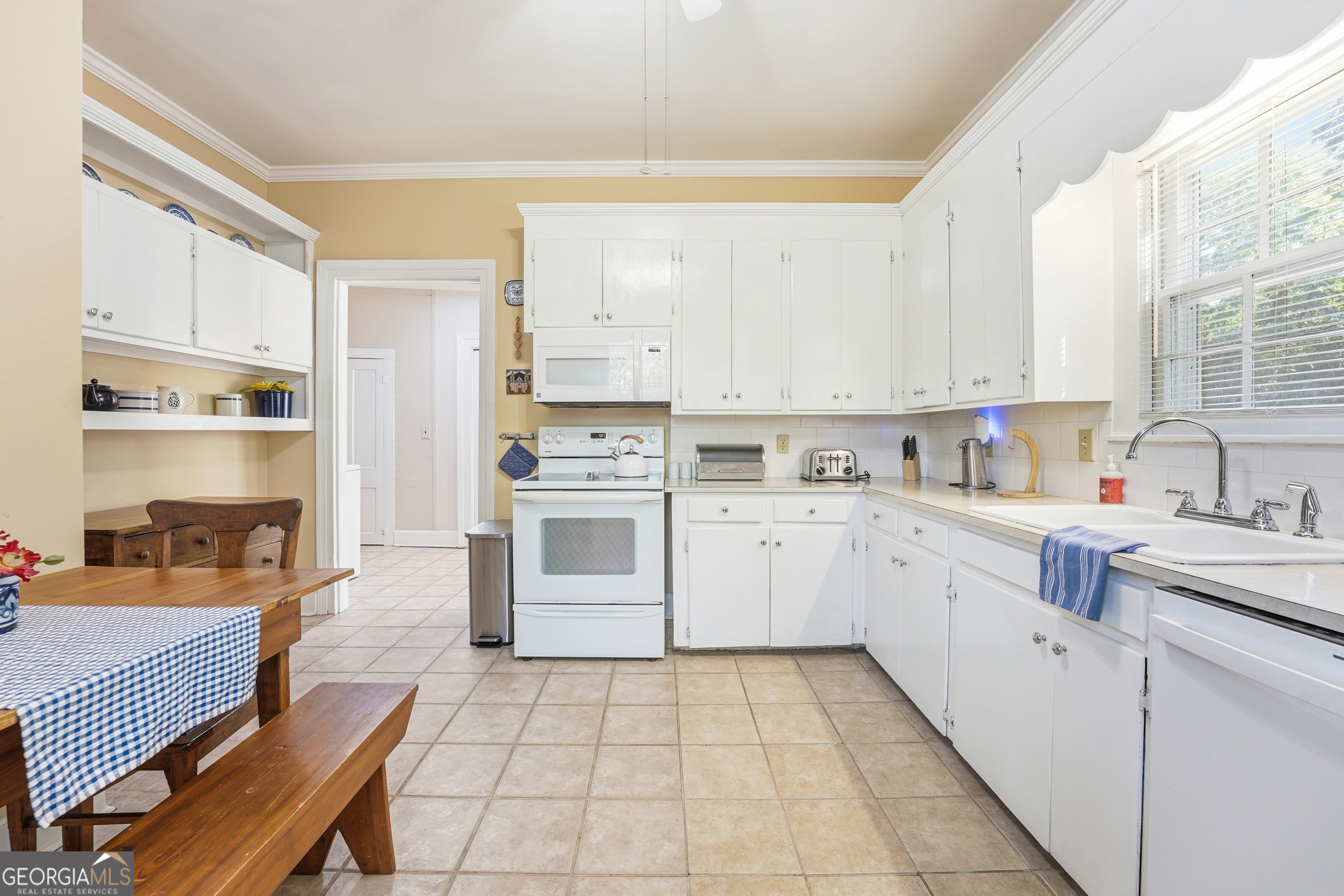 224 East Church Street Sandersville GA 31082