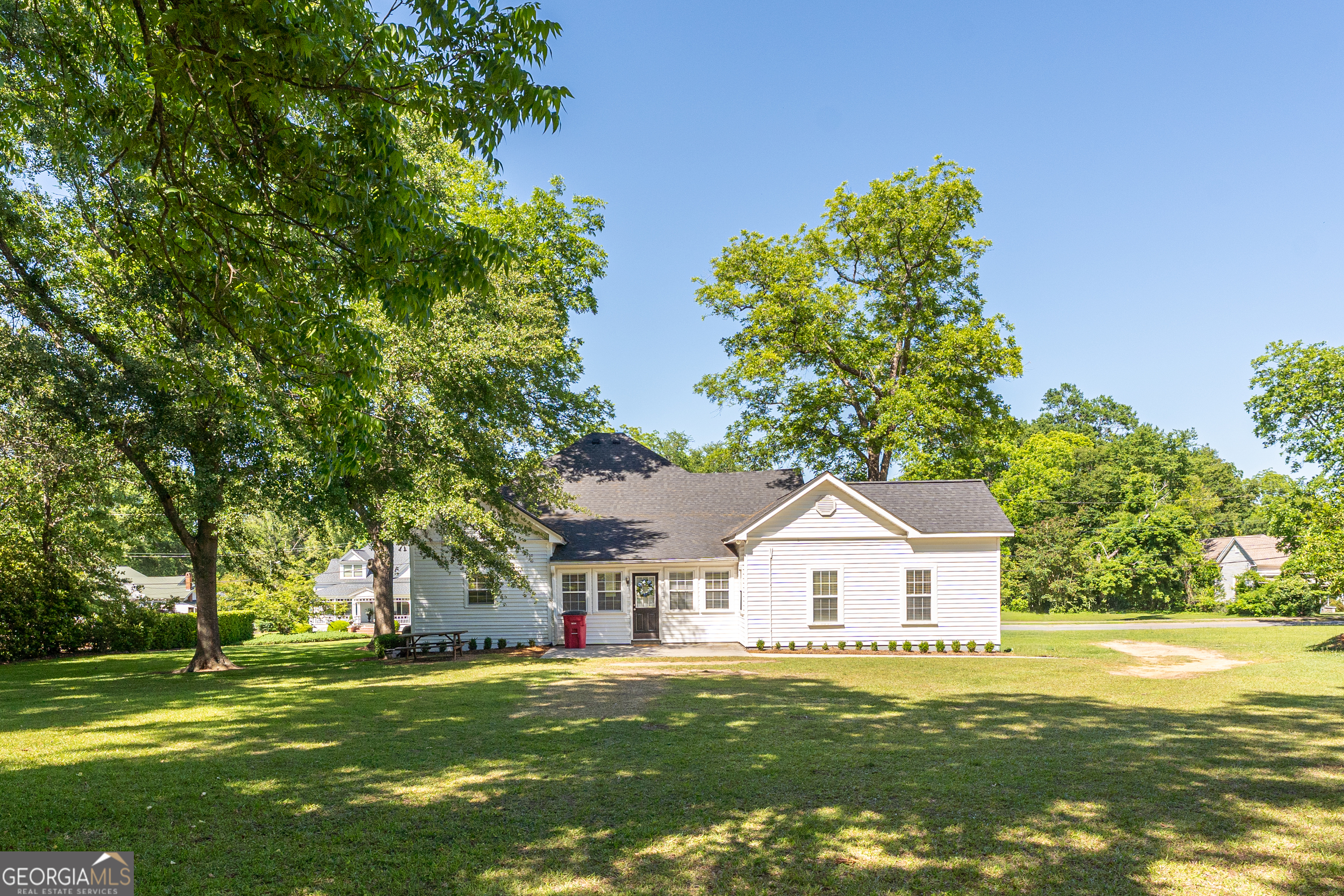 224 East Church Street Sandersville GA 31082