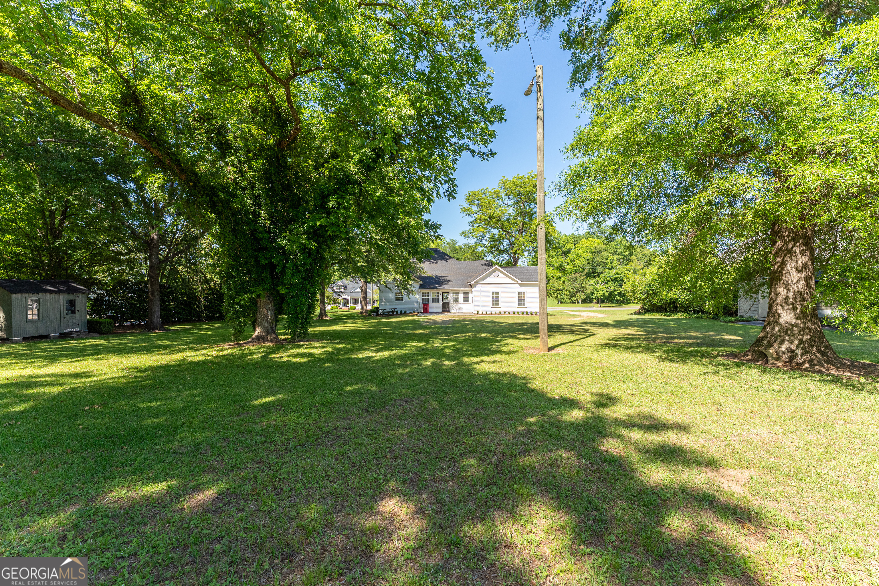 224 East Church Street Sandersville GA 31082