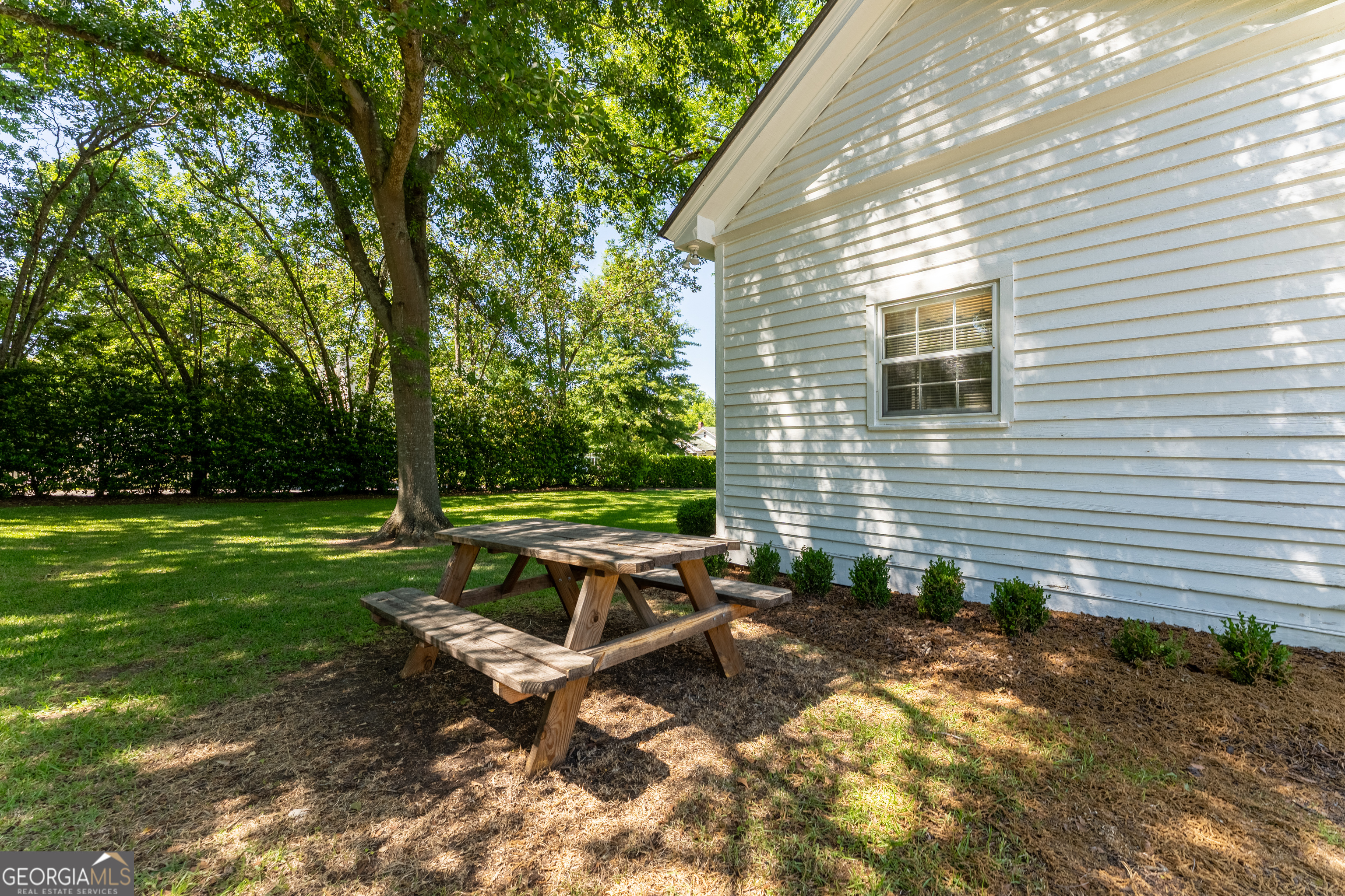 224 East Church Street Sandersville GA 31082
