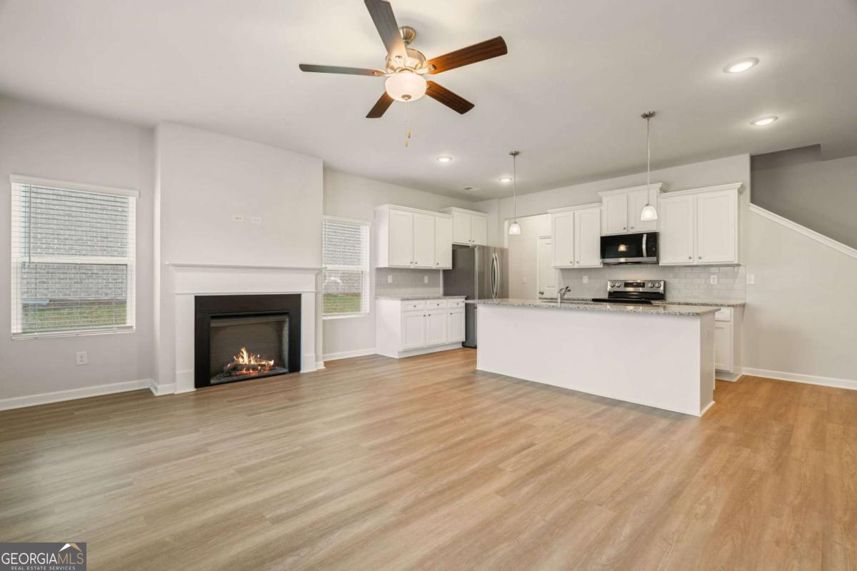 2568 Swan Lake Drive Grayson GA 30017