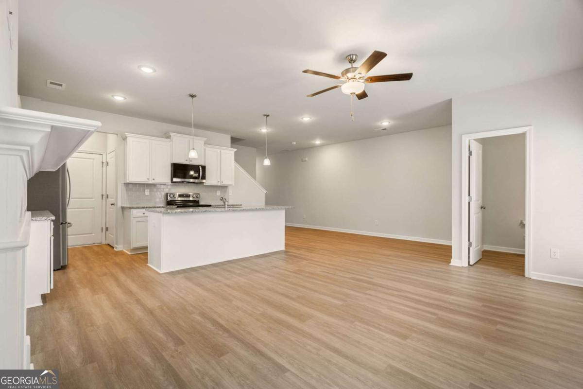 2568 Swan Lake Drive Grayson GA 30017