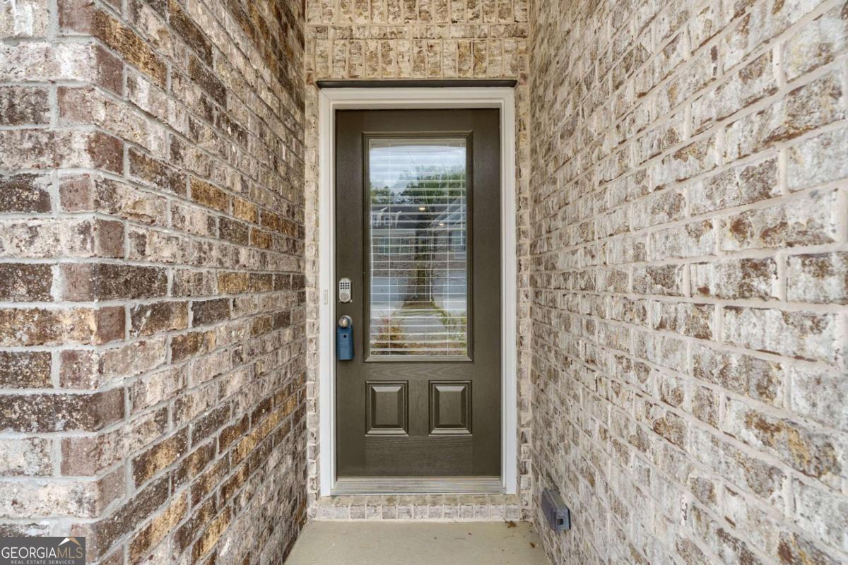 2568 Swan Lake Drive Grayson GA 30017