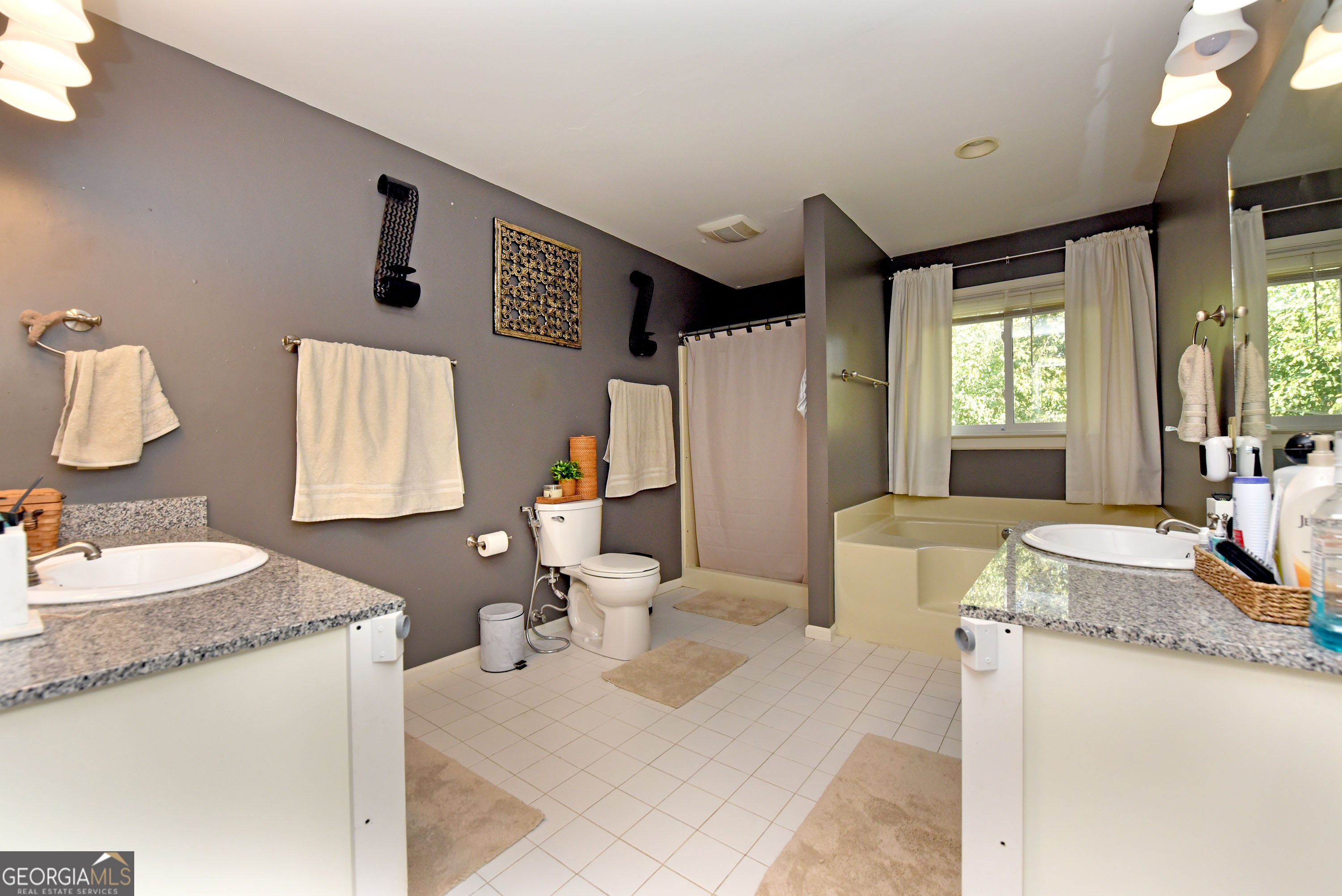 107 E Clinton Drive Rome GA 30165