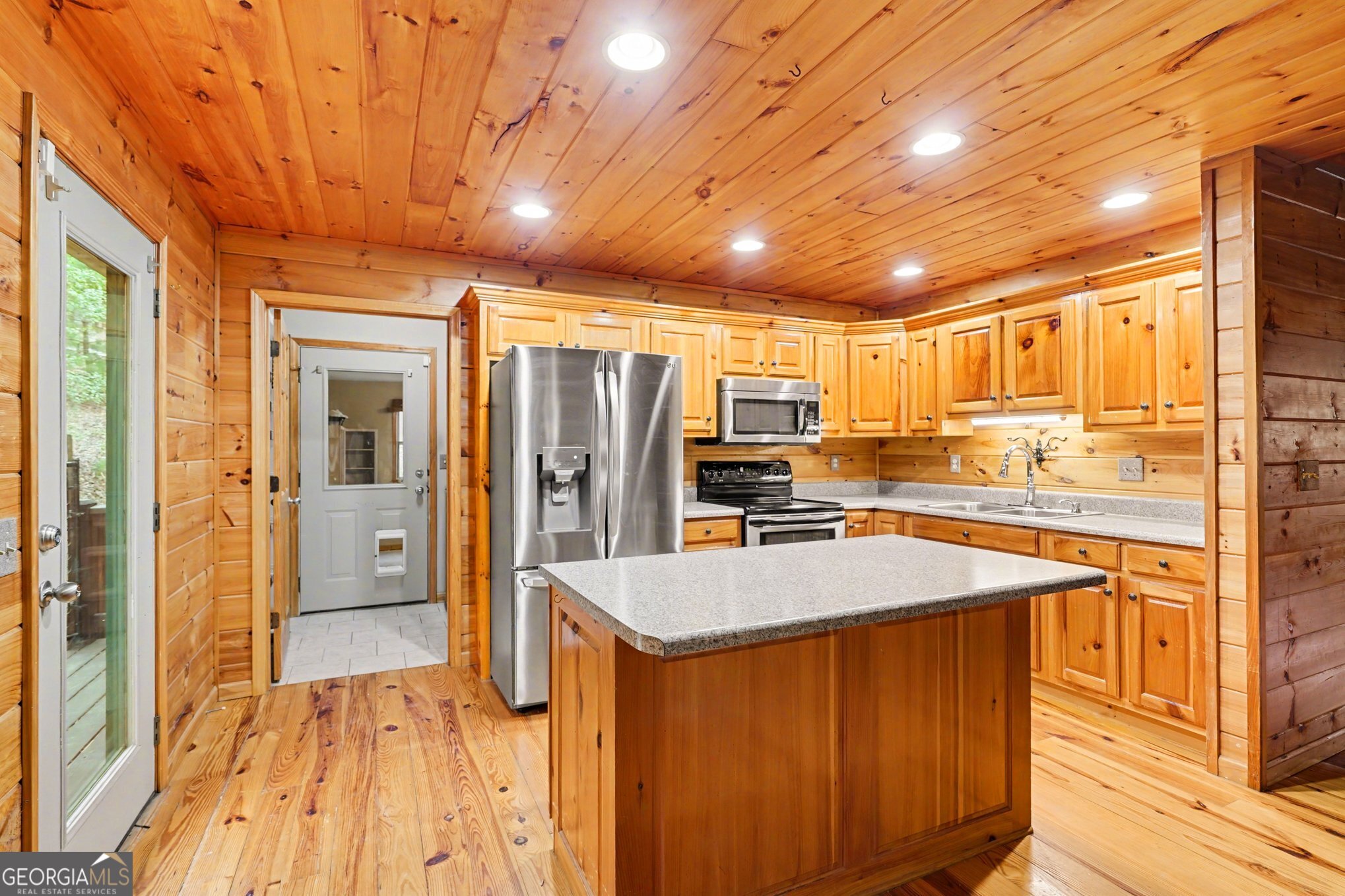 29 Agora Lane Ellijay GA 30540