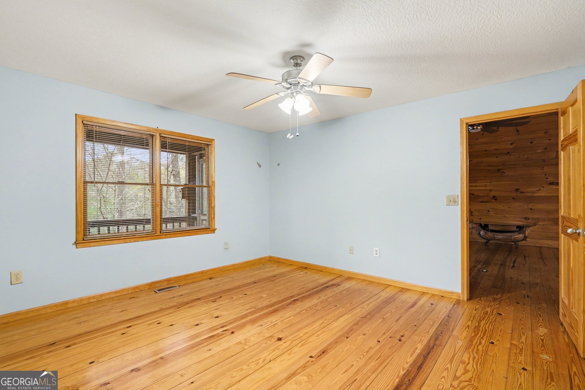 29 Agora Lane Ellijay GA 30540