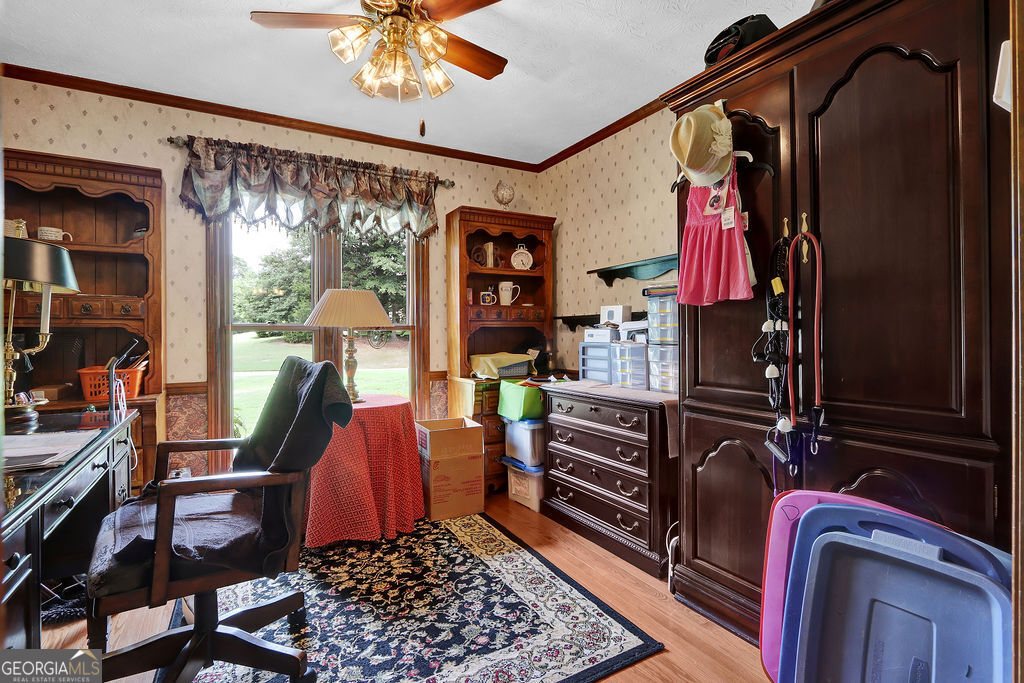 2184 Valley Creek Circle Snellville GA 30078