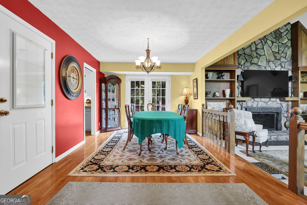 2184 Valley Creek Circle Snellville GA 30078