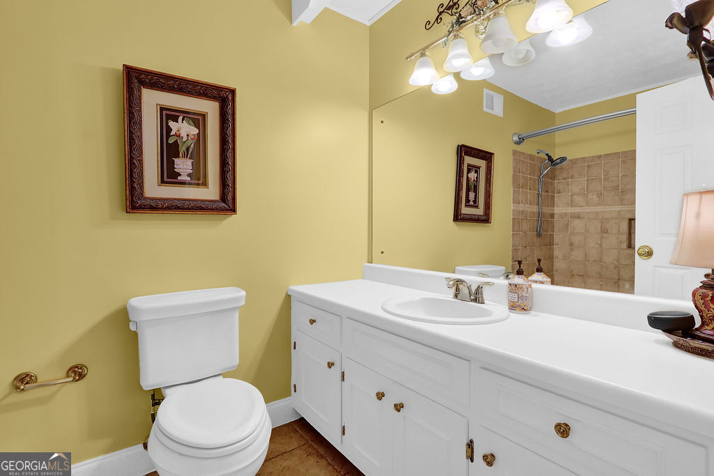 2184 Valley Creek Circle Snellville GA 30078