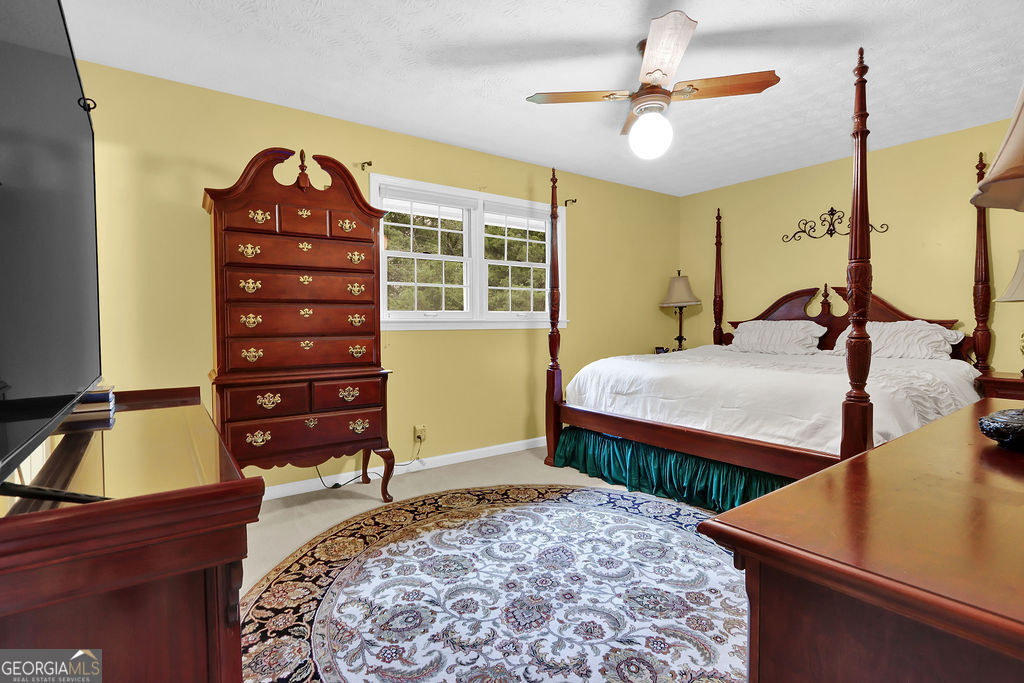 2184 Valley Creek Circle Snellville GA 30078