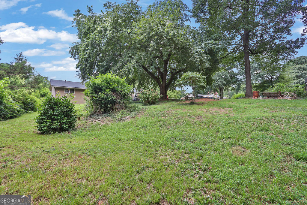 2184 Valley Creek Circle Snellville GA 30078