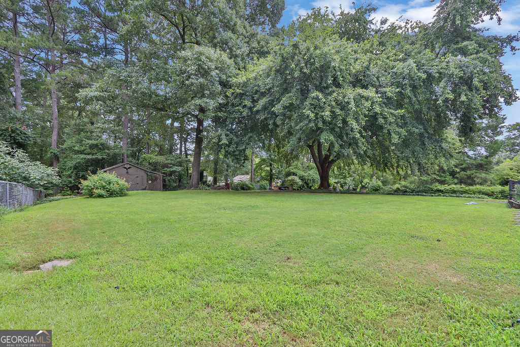 2184 Valley Creek Circle Snellville GA 30078
