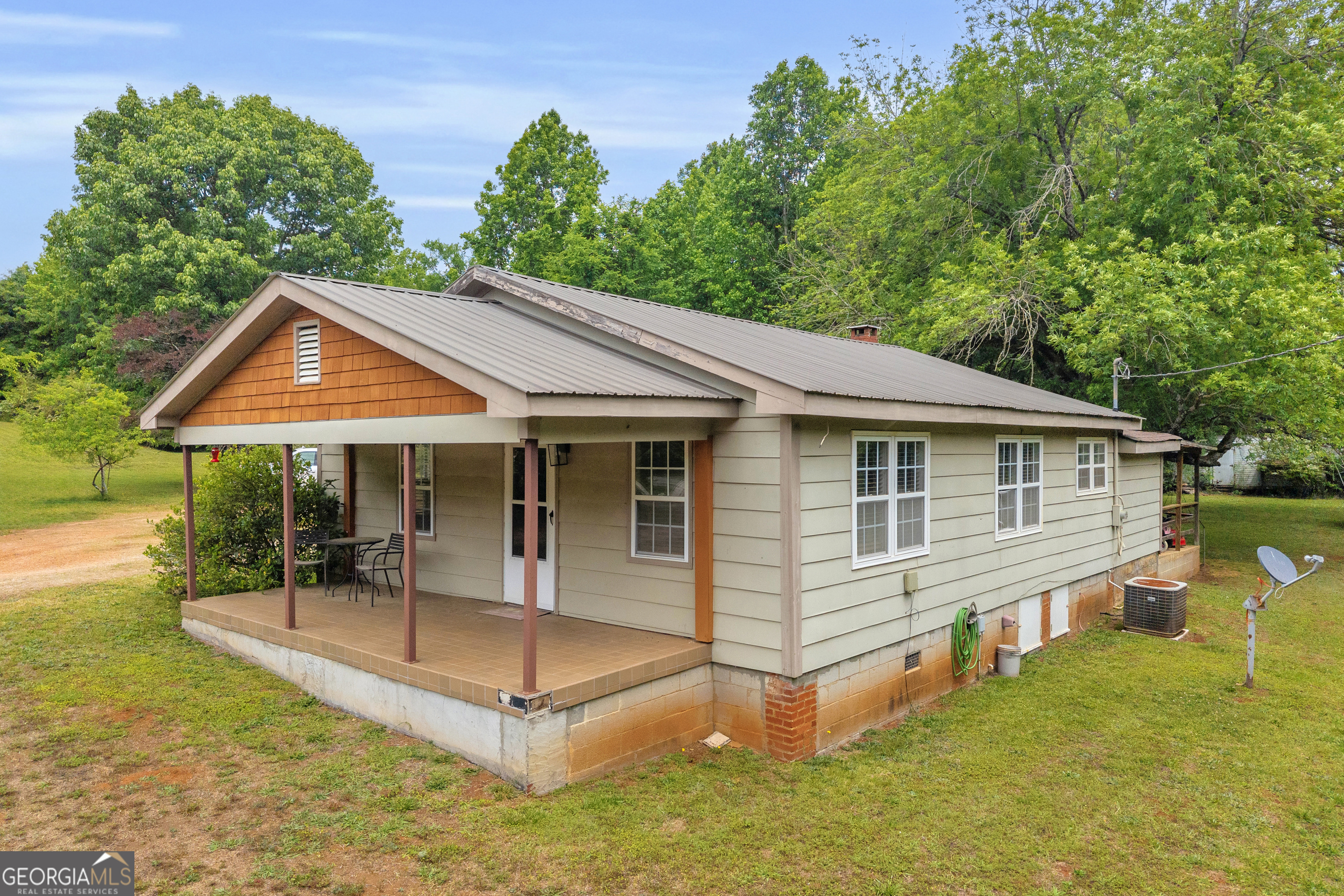 5880 Highway 320 Toccoa GA 30577